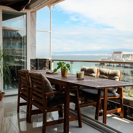 Apartment Auralux *