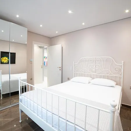 Apartment Auralux